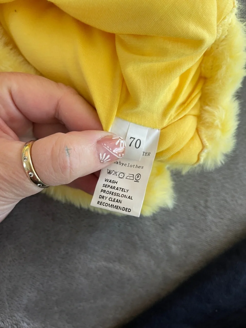 Baby Chick Plush Hooded Costume Romper - Yellow 70 6-12 months new never used